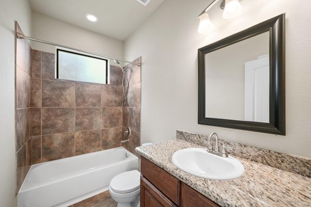 2709 Kentucky Avenue, League City, TX 77573