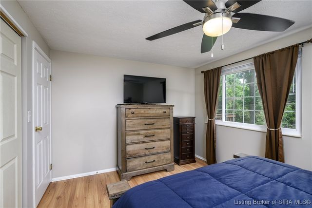 1506 Sportsman Drive, Jeffersonville, IN 47130