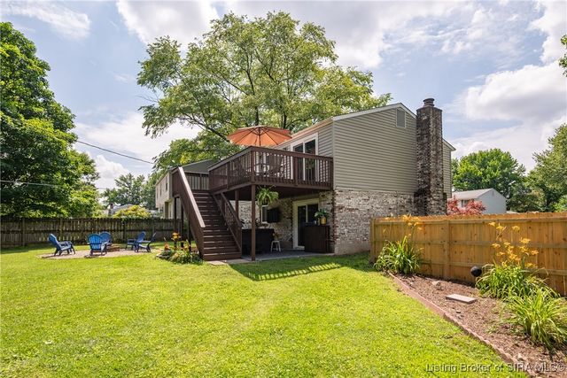 1506 Sportsman Drive, Jeffersonville, IN 47130
