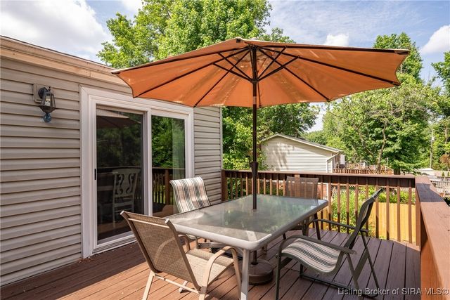 1506 Sportsman Drive, Jeffersonville, IN 47130