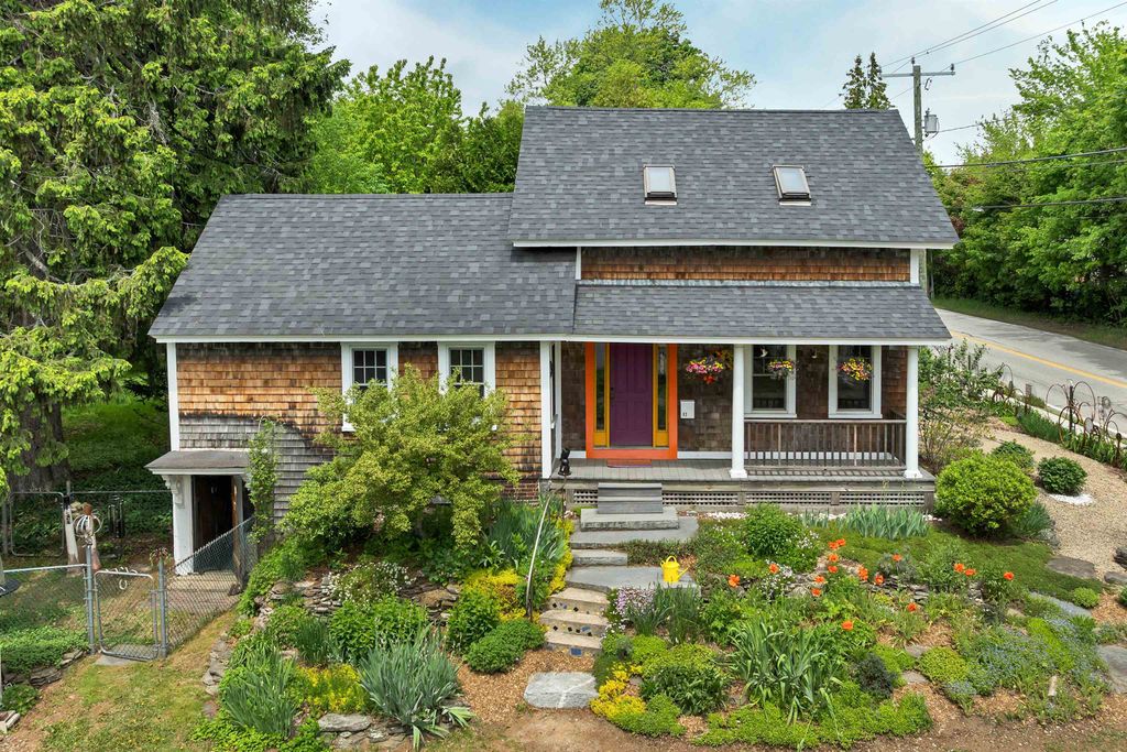93 Stark Avenue, Dover, NH 03820