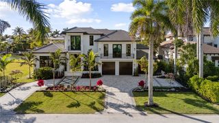 1990 7th ST S, Naples, FL 34102