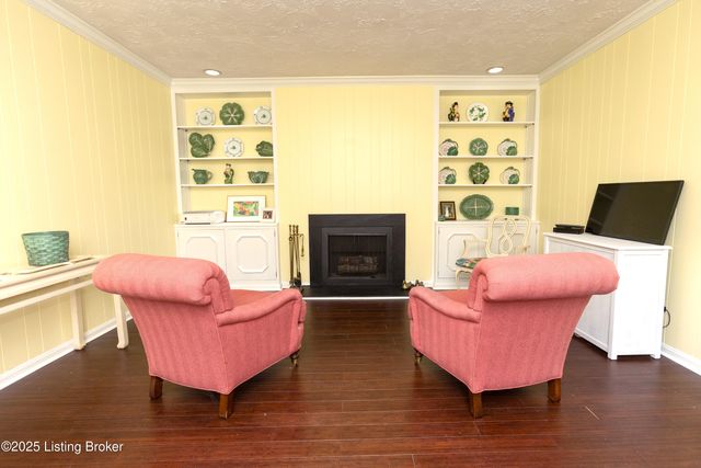 740 Zorn Ave 3F, Louisville, KY 40206