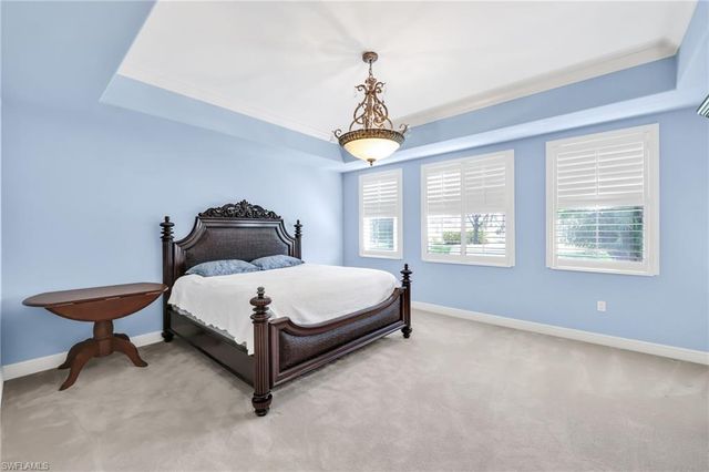 545 Avellino Isles CIR 29102, Naples, FL 34119