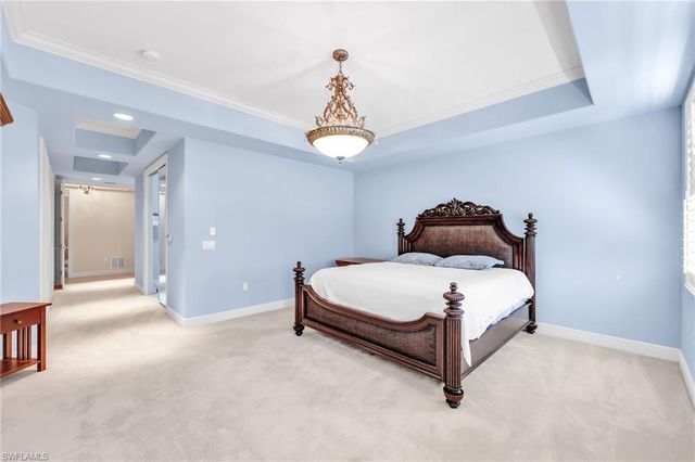 545 Avellino Isles CIR 29102, Naples, FL 34119