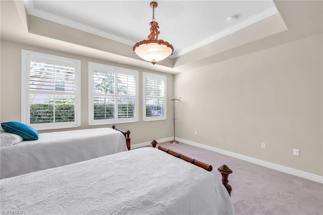 545 Avellino Isles CIR 29102, Naples, FL 34119