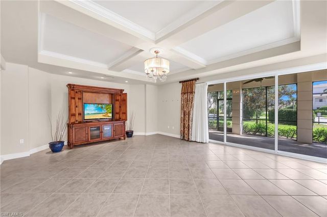 545 Avellino Isles CIR 29102, Naples, FL 34119