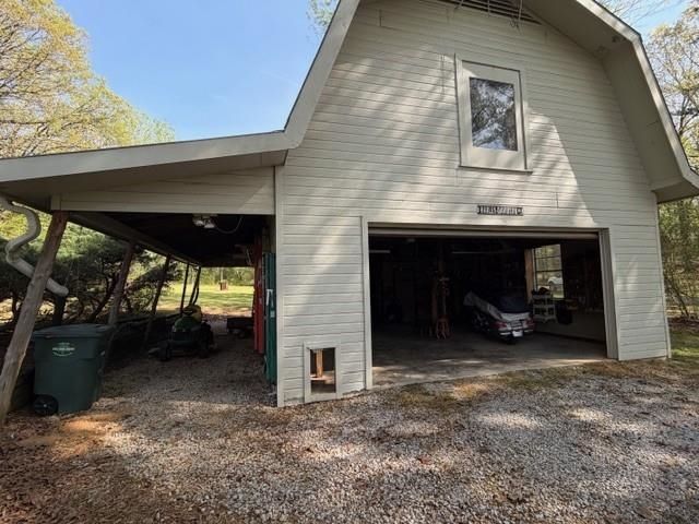 11075 HWY 57 HWY, Moscow, TN 38057