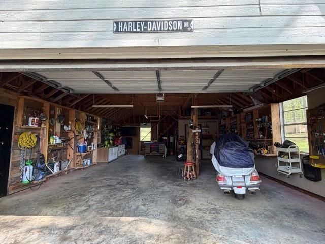 11075 HWY 57 HWY, Moscow, TN 38057