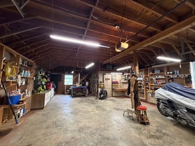 11075 HWY 57 HWY, Moscow, TN 38057