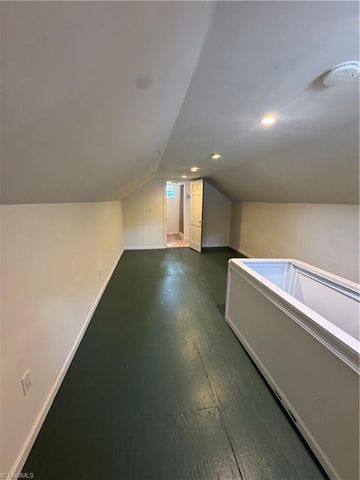 2369 Jefferson Avenue, Winston-salem, NC 27103