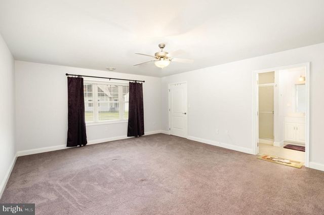 1007 GREAT HALL DR, Lebanon, PA 17042