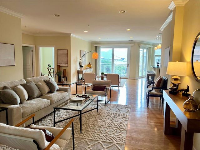 239 Duke St Unit 308, Norfolk, VA 23510