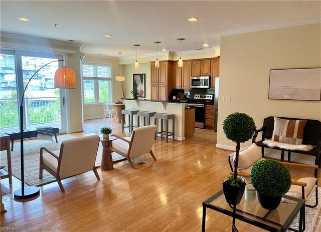 239 Duke St Unit 308, Norfolk, VA 23510