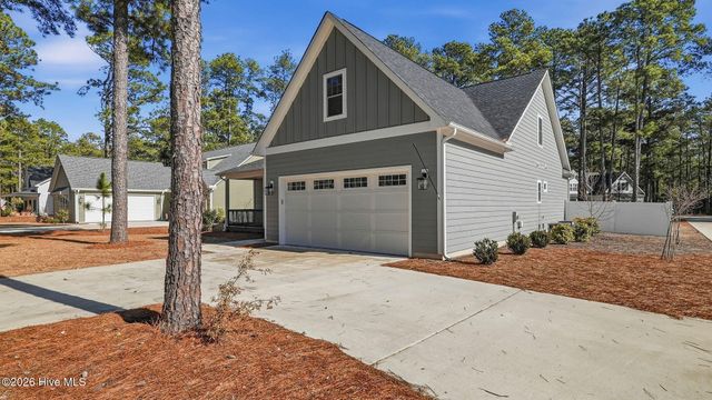 1267 Linden Road, Aberdeen, NC 28315