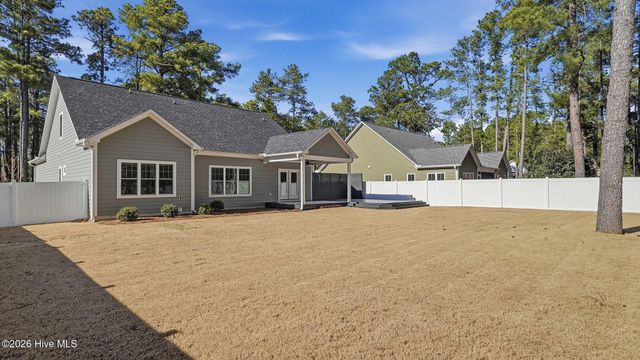 1267 Linden Road, Aberdeen, NC 28315