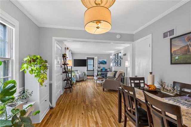 8326 Madison Avenue, Kansas City, MO 64114