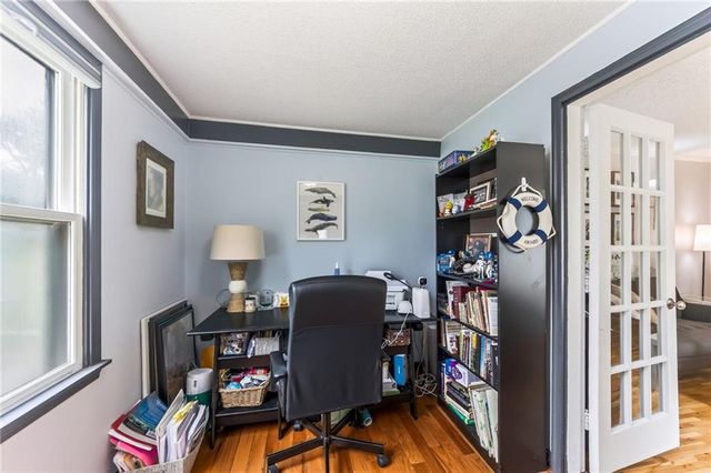 8326 Madison Avenue, Kansas City, MO 64114