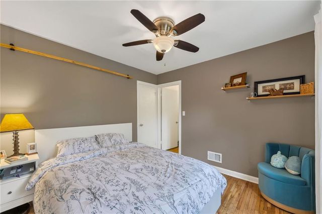8326 Madison Avenue, Kansas City, MO 64114