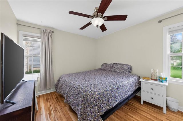 8326 Madison Avenue, Kansas City, MO 64114