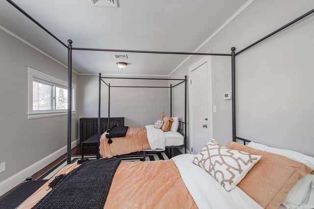 1110 Main St, Walpole, MA 02081