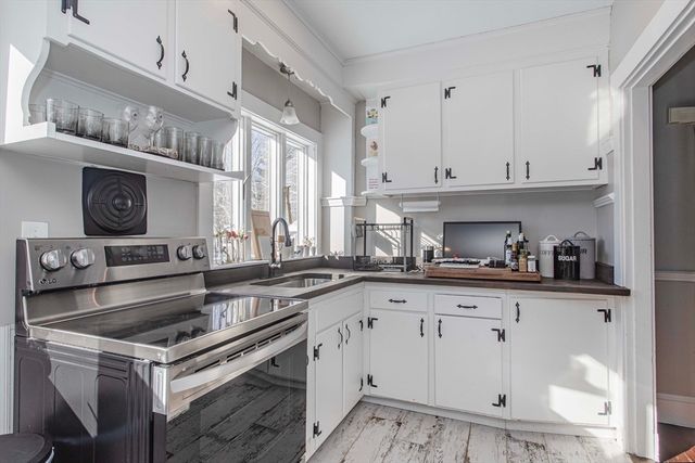 1110 Main St, Walpole, MA 02081