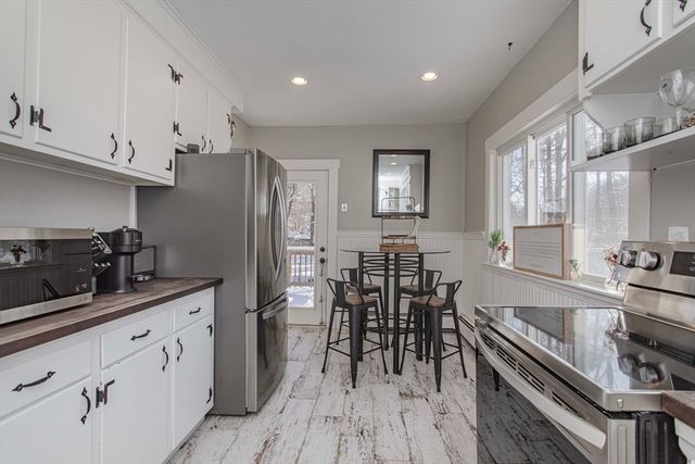 1110 Main St, Walpole, MA 02081