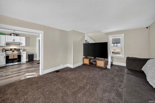 1901 W Indiana Street, Elkhart, IN 46516