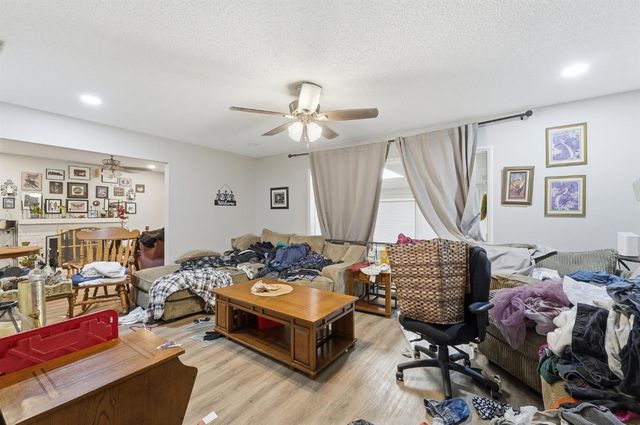 1669 Wylma Way, Modesto, CA 95350