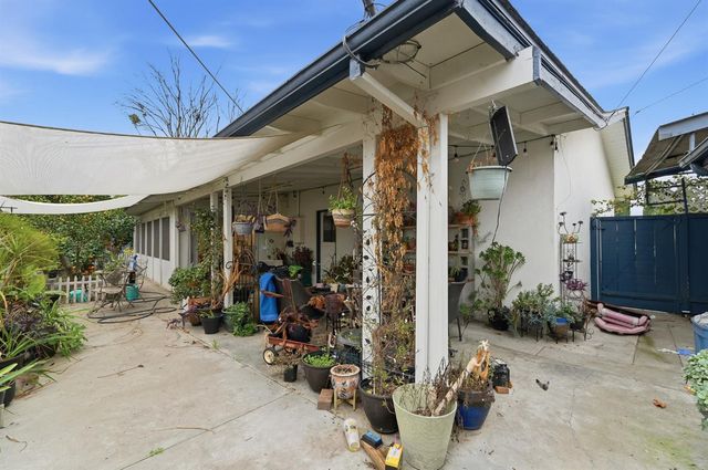 1669 Wylma Way, Modesto, CA 95350