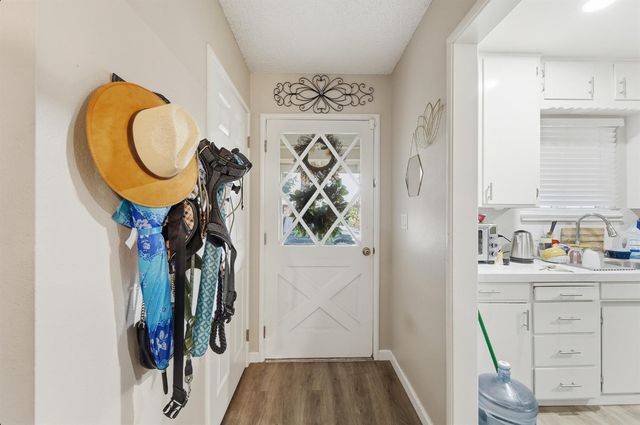 1669 Wylma Way, Modesto, CA 95350