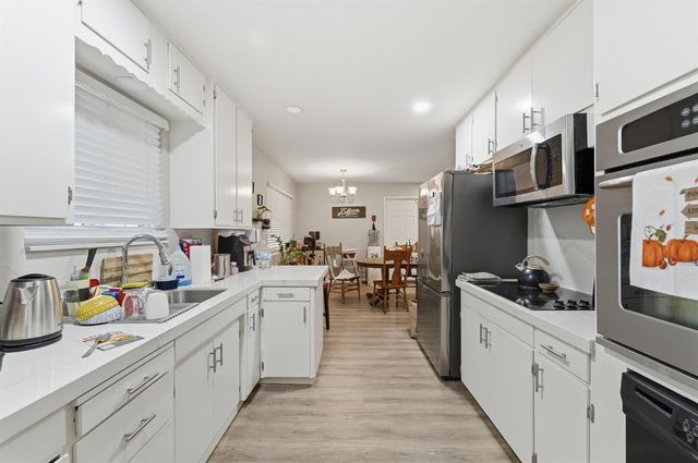 1669 Wylma Way, Modesto, CA 95350