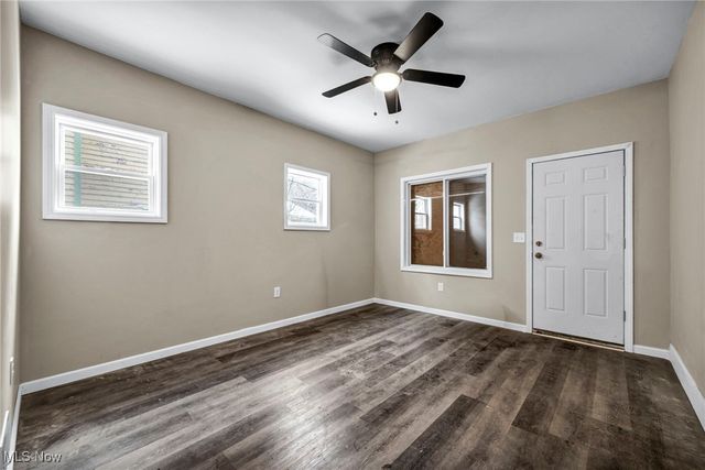 896 E 143rd Street, Cleveland, OH 44110