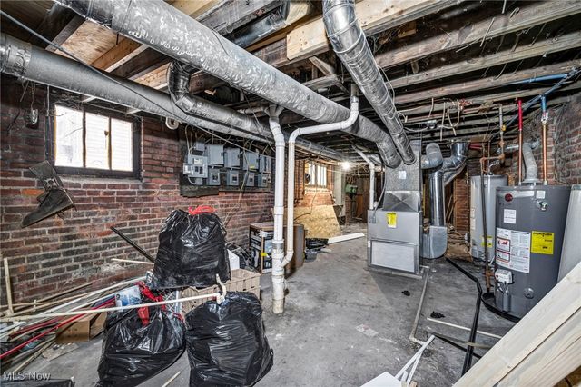 896 E 143rd Street, Cleveland, OH 44110