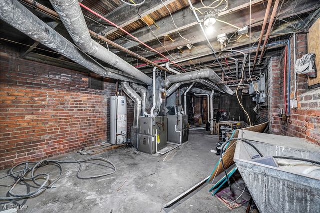 896 E 143rd Street, Cleveland, OH 44110