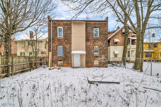 896 E 143rd Street, Cleveland, OH 44110