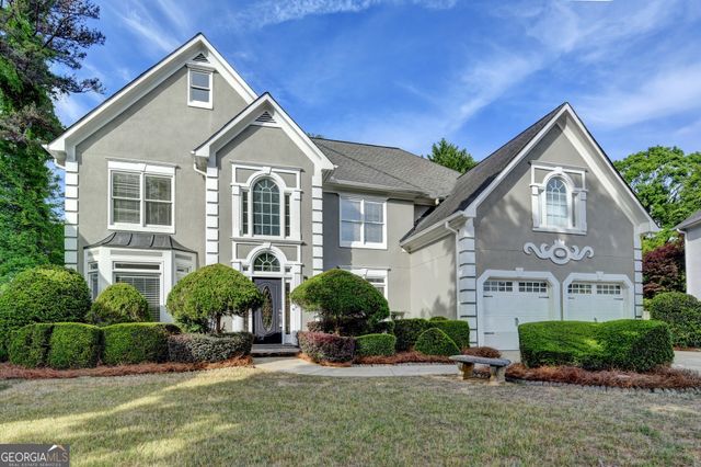 1118 Midsummer Court NE, Marietta, GA 30068