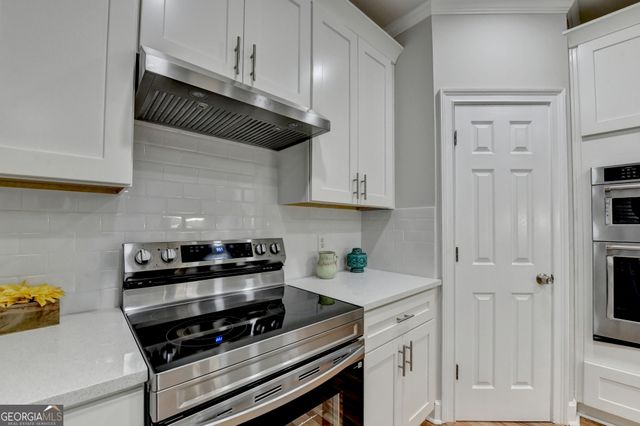 1118 Midsummer Court NE, Marietta, GA 30068