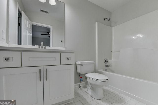 1118 Midsummer Court NE, Marietta, GA 30068