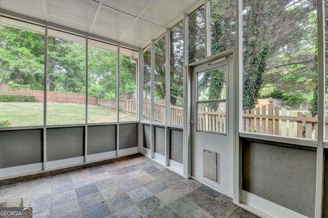 1118 Midsummer Court NE, Marietta, GA 30068