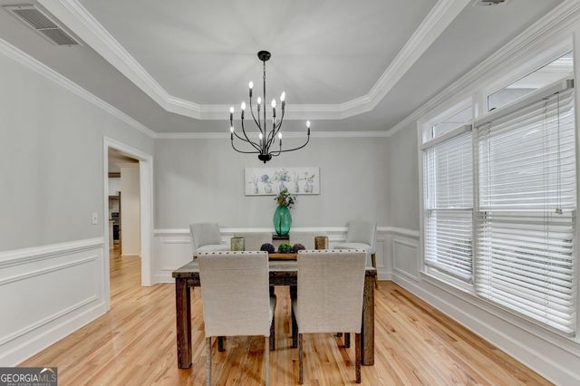 1118 Midsummer Court NE, Marietta, GA 30068