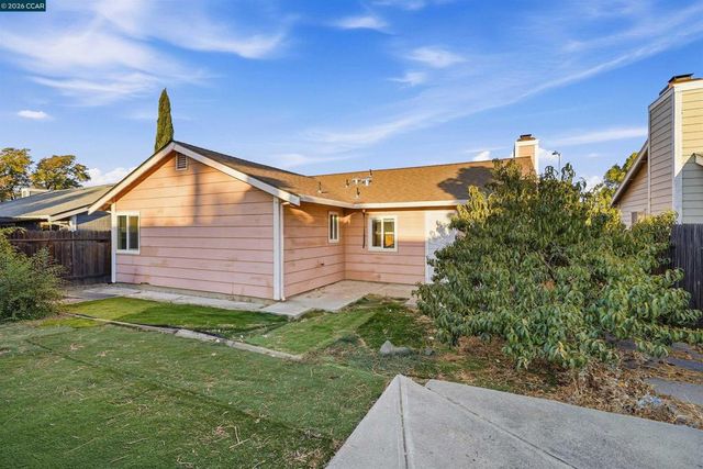 2036 Seward Dr, Pittsburg, CA 94565