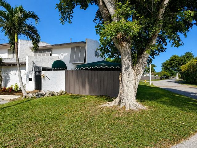 6603 SW 112th Pl, Miami, FL 33173