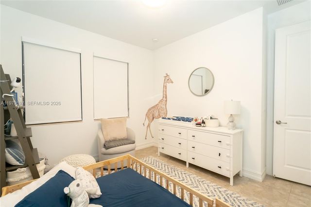 11826 SW 13th Ct, Pembroke Pines, FL 33025