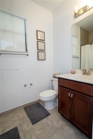 11826 SW 13th Ct, Pembroke Pines, FL 33025