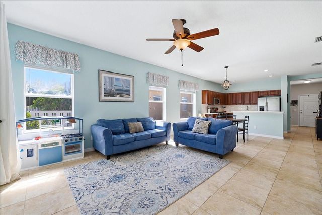 4905 BOSTON COMMON GLEN, Bradenton, FL 34211