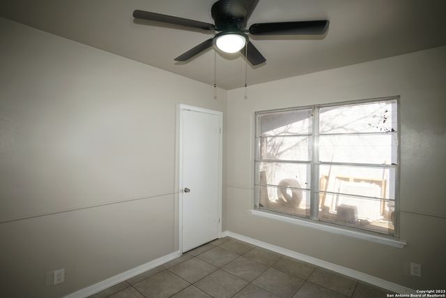 227 CICERO DR, San Antonio, TX 78218