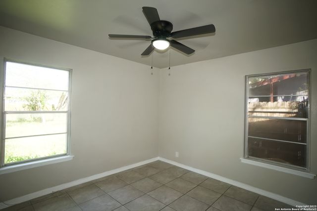 227 CICERO DR, San Antonio, TX 78218