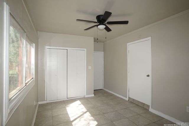 227 CICERO DR, San Antonio, TX 78218