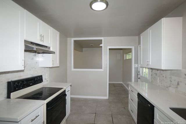 227 CICERO DR, San Antonio, TX 78218